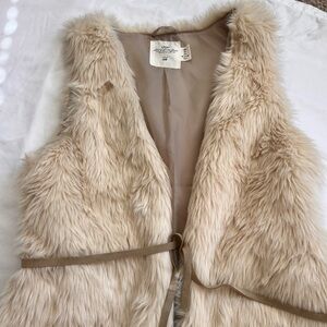 H&M- Faux Fur Vest in Cream